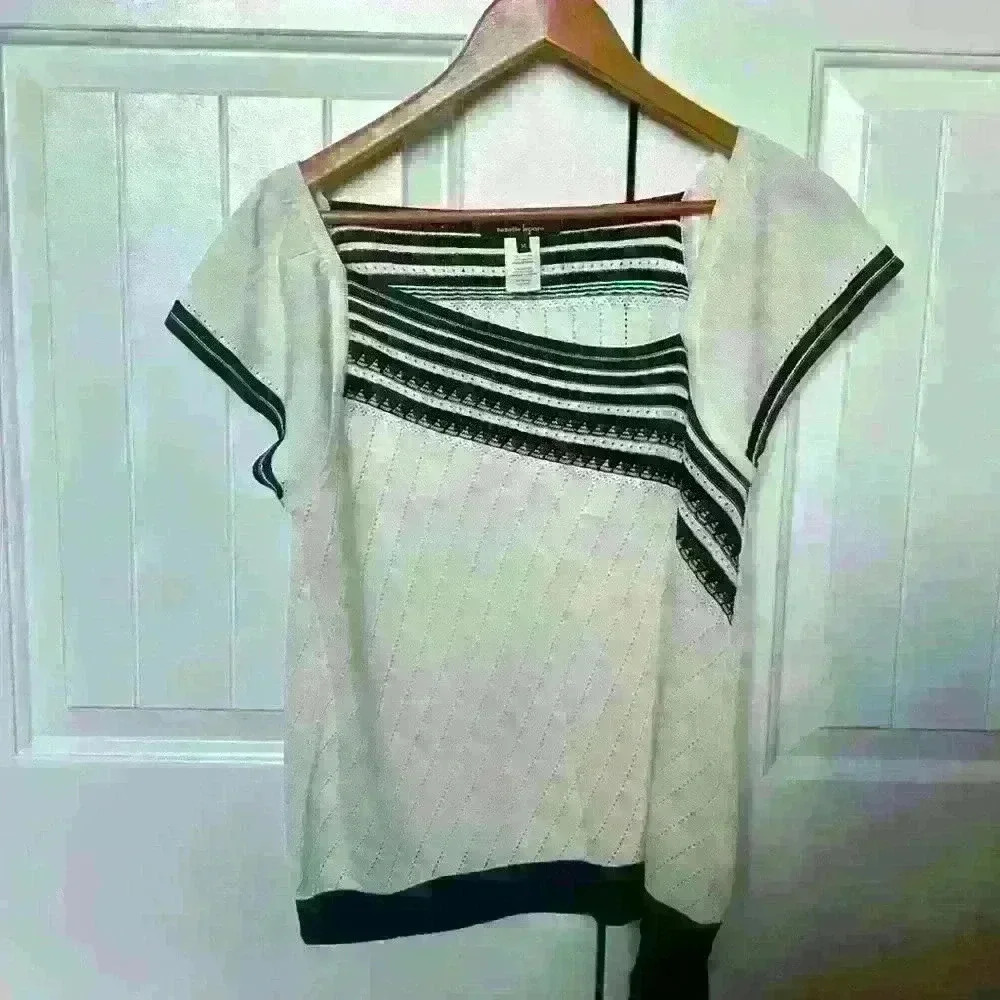 Nanette Lepore Black and White Knit Blouse